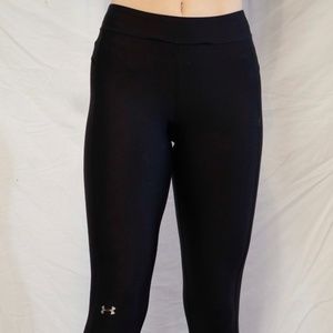 Under Armour Women’s HeatGear Leggings- Black